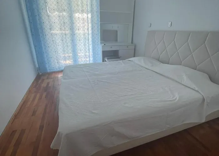 Bellavista Apartment *