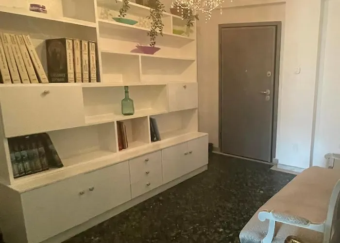 Bellavista Apartment *